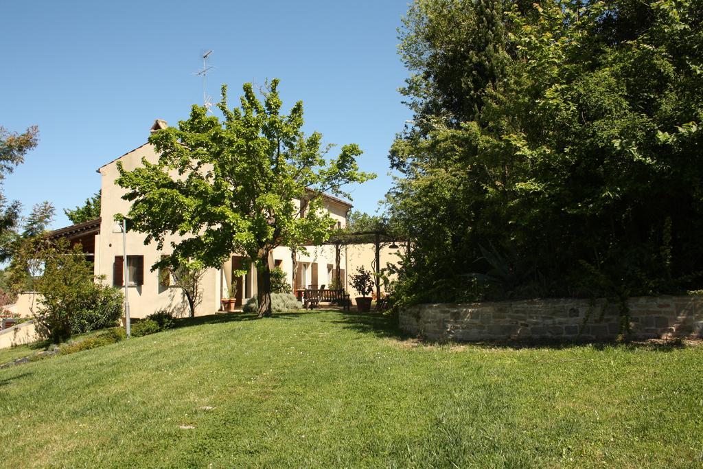 Agriturismo La Barca Nel Bosco Rosciano  Exterior photo