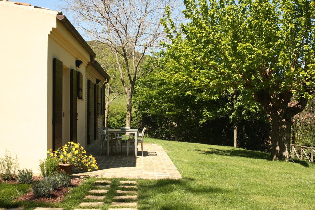 Agriturismo La Barca Nel Bosco Rosciano  Exterior photo