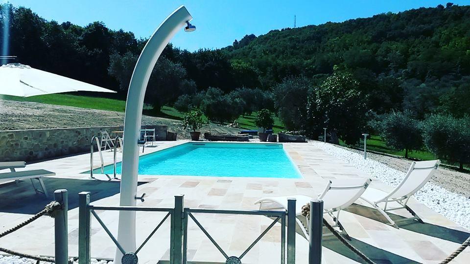 Agriturismo La Barca Nel Bosco Rosciano  Exterior photo