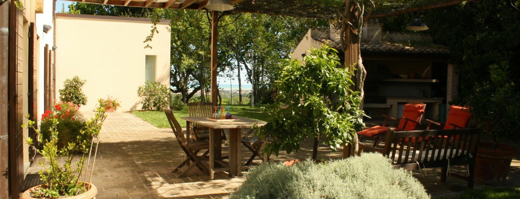 Agriturismo La Barca Nel Bosco Rosciano  Exterior photo